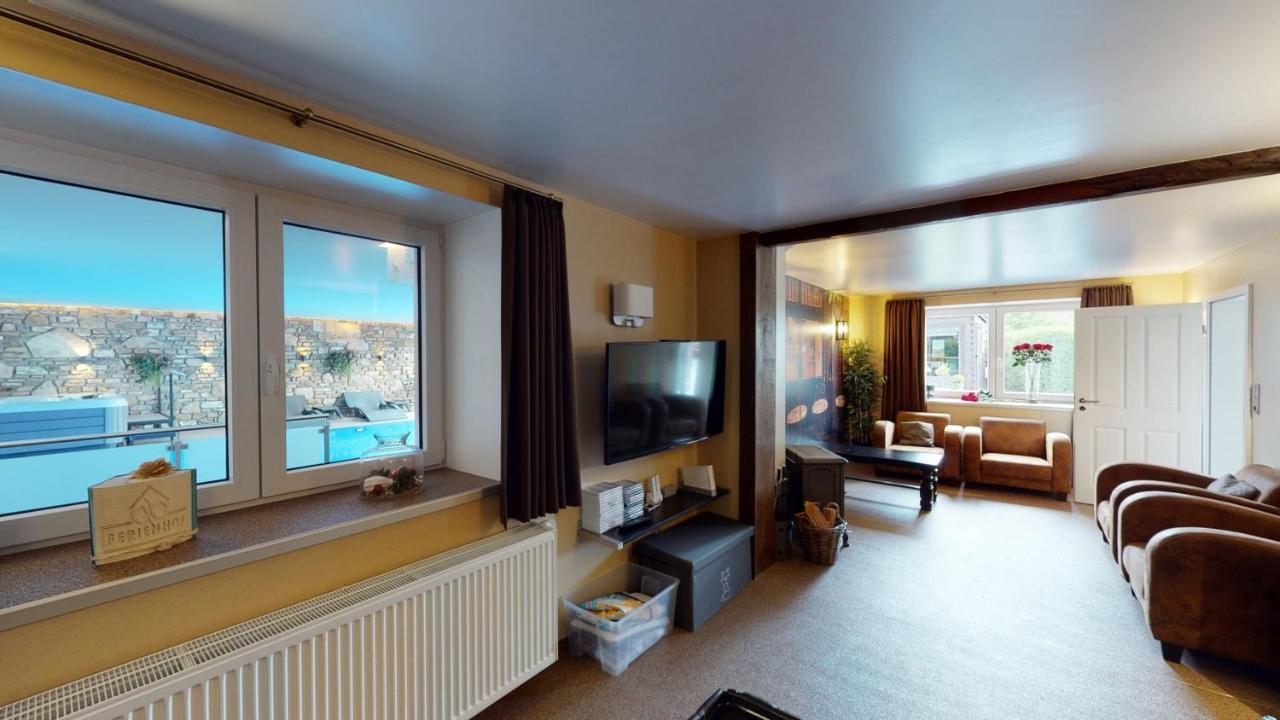 Ferienhof A&B Wellness Villa 12 Personen Hunningen 外观 照片